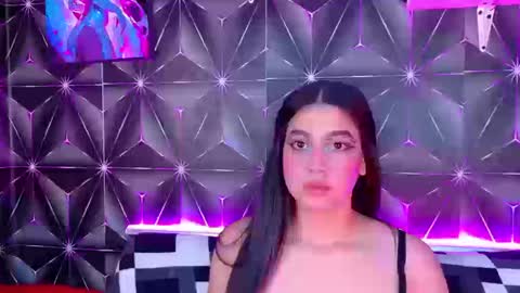 Snapshot of megan_jenner1 chatting on September 23, 2025, 4:26 am megan_jenner1 online show from September 23, 2025, 4:26 am