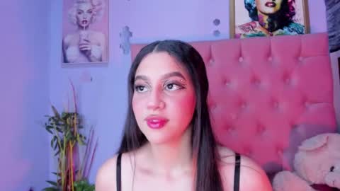 Snapshot of megan_jenner1 chatting on January 7, 2026, 4:04 am megan_jenner1 online show from January 7, 2026, 4:04 am