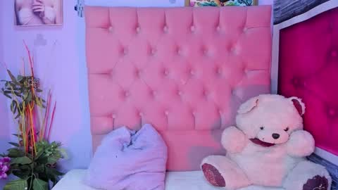 Snapshot of megan_jenner1 chatting on January 8, 2026, 6:05 am megan_jenner1 online show from January 8, 2026, 6:05 am