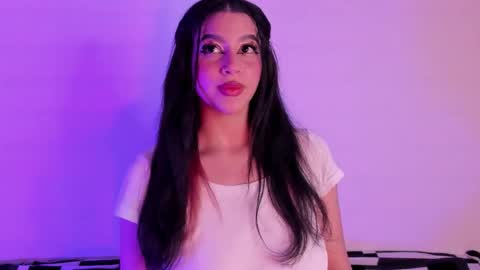 Snapshot of megan_jenner1 chatting on February 9, 2026, 7:01 am megan_jenner1 online show from February 9, 2026, 7:01 am