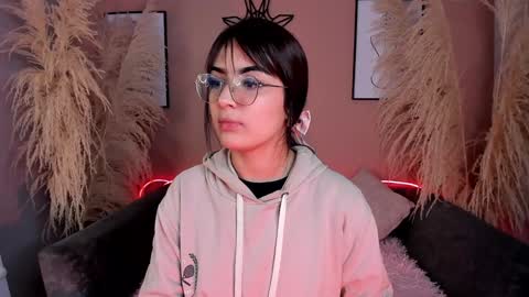     online show from January 6, 2025, 12:35 pm