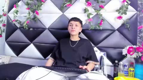 megan_thompsonn_ online show from December 4, 2025, 2:21 am