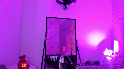 Snapshot of megan_tower chatting on October 27, 2025, 9:19 pm megan_tower online show from October 27, 2025, 9:19 pm