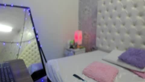 Snapshot of megan_tower chatting on November 11, 2025, 7:03 pm megan_tower online show from November 11, 2025, 7:03 pm