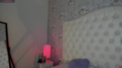 Snapshot of megan_tower chatting on November 18, 2025, 7:18 pm megan_tower online show from November 18, 2025, 7:18 pm