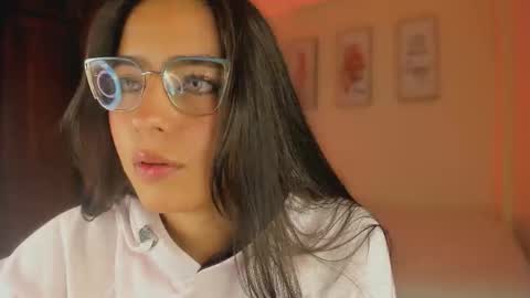 megan online show from December 2, 2025, 2:28 am