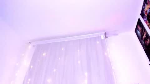 Megan  online show from December 19, 2025, 3:46 am