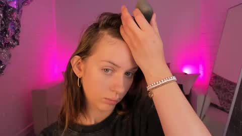 Megan online show from May 28, 2026, 5:16 am