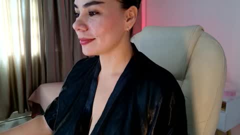Snapshot of megandupont chatting on February 18, 2026, 2:13 pm Megan M online show from February 18, 2026, 2:13 pm
