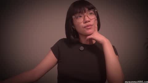 Snapshot of meganmei666 chatting on December 18, 2025, 2:50 am for more 3 online show from December 18, 2025, 2:50 am