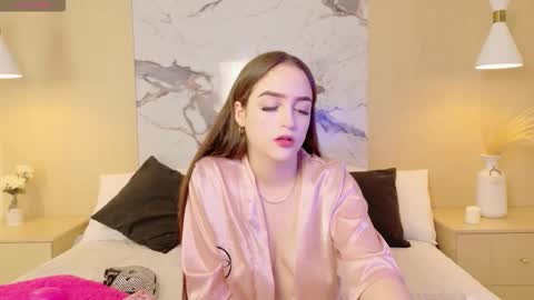 meganmonroee_ online show from March 16, 2026, 7:40 pm