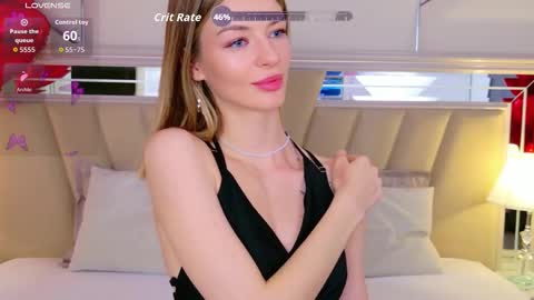 Snapshot of meganmouriss chatting on February 13, 2026, 5:42 pm Megan online show from February 13, 2026, 5:42 pm