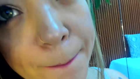 Megan online show from December 16, 2025, 1:05 pm