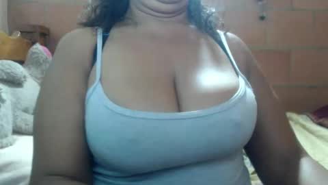 Snapshot of meganny_2023 chatting on January 16, 2025, 1:48 am Danny online show from January 16, 2025, 1:48 am