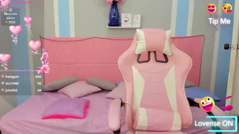 Megan Queen online show from February 3, 2025, 9:39 pm