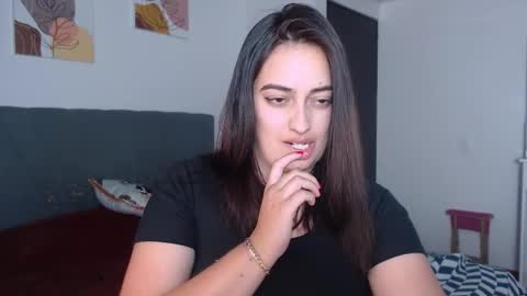  MEGAN  online show from December 5, 2025, 4:32 am