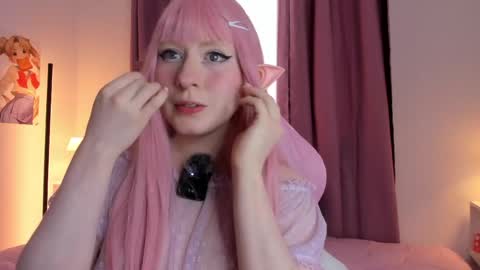 Mei  online show from September 30, 2025, 7:41 pm