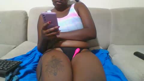 Snapshot of mel_candi94 chatting on March 2, 2025, 6:19 pm pretty online show from March 2, 2025, 6:19 pm
