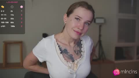 MELANIE  PVT ONLY 60TK PER MIN online show from May 26, 2026, 3:52 pm