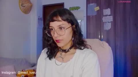 Snapshot of mel_dahlia chatting on February 8, 2026, 11:08 pm Melissa - - Please help me to reach 100 thumbs up online show from February 8, 2026, 11:08 pm