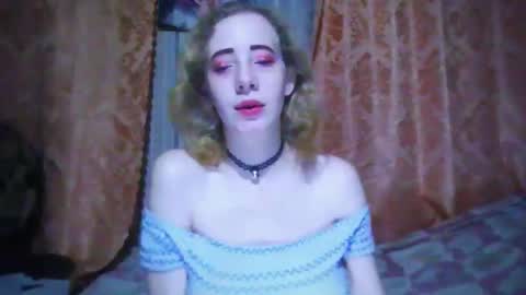 Snapshot of mel_mellie chatting on January 6, 2025, 8:18 pm Mel Mellie online show from January 6, 2025, 8:18 pm