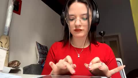 Leila online show from January 16, 2026, 9:46 am