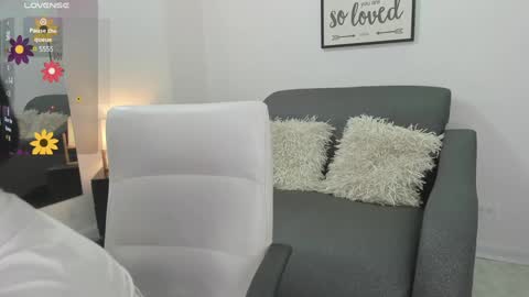 melan_owen online show from January 19, 2025, 11:01 am