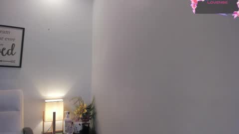 melan_owen online show from October 18, 2025, 10:38 am