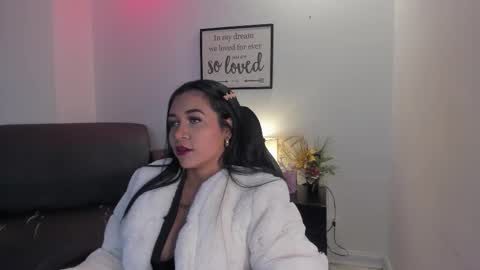 Snapshot of melan_owen chatting on February 10, 2026, 11:03 am melan_owen online show from February 10, 2026, 11:03 am