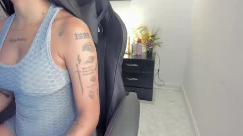 Snapshot of melan_owen chatting on February 13, 2026, 10:55 am melan_owen online show from February 13, 2026, 10:55 am