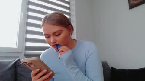 Melania online show from February 5, 2026, 1:05 pm