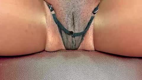 Snapshot of melania_browis chatting on November 12, 2025, 12:05 pm Melania online show from November 12, 2025, 12:05 pm