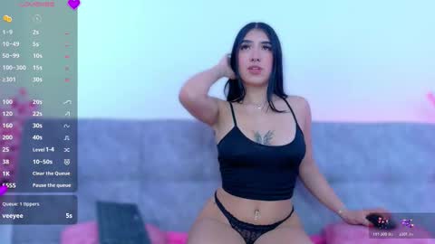 Snapshot of melanie_bianco chatting on February 3, 2026, 10:37 pm Melanie online show from February 3, 2026, 10:37 pm