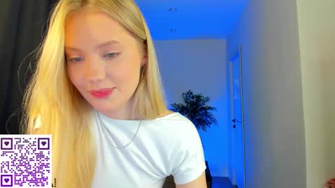 Melanie online show from October 16, 2025, 12:33 am