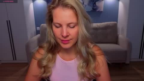 Melanie Bennett online show from June 9, 2026, 6:36 am