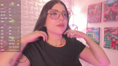 Snapshot of melaniegrayx chatting on February 9, 2026, 2:43 pm melaniegrayx online show from February 9, 2026, 2:43 pm