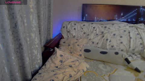 Snapshot of melaniemoor chatting on December 18, 2024, 4:42 am Melanie Milena online show from December 18, 2024, 4:42 am