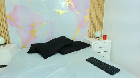 Melanie online show from January 17, 2026, 8:56 pm