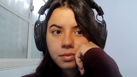 Snapshot of melaniscarrow chatting on March 13, 2026, 10:11 am Lina online show from March 13, 2026, 10:11 am