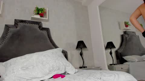 MelanyLuv online show from February 2, 2025, 12:30 am