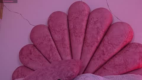 Snapshot of melanny_luv chatting on March 7, 2026, 12:07 am MelanyLuv online show from March 7, 2026, 12:07 am