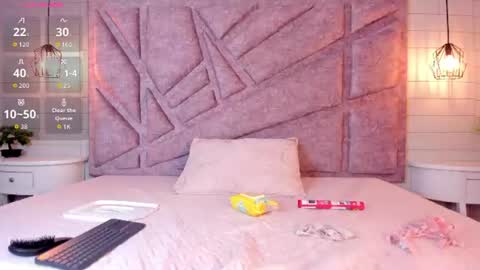 Snapshot of melany_heaven chatting on July 9, 2026, 9:52 pm melany_heaven online show from July 9, 2026, 9:52 pm