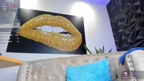 Snapshot of melanymendoza chatting on January 31, 2025, 3:11 pm Melany Mendoza online show from January 31, 2025, 3:11 pm