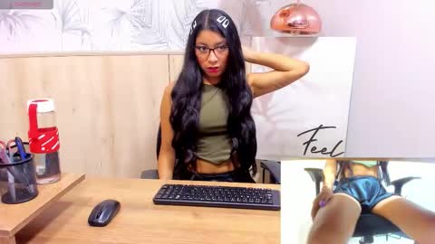 Snapshot of melanywayne_ chatting on November 13, 2025, 7:24 pm Melany online show from November 13, 2025, 7:24 pm