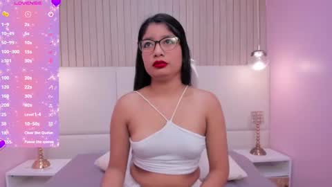 Melany online show from July 15, 2026, 11:37 am