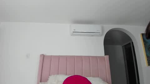 Mel Gomez online show from December 24, 2024, 3:16 am