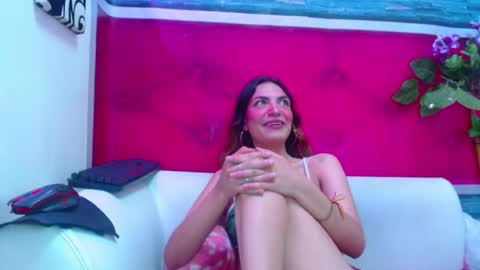 Snapshot of melhiza chatting on December 6, 2024, 2:38 pm melhiza online show from December 6, 2024, 2:38 pm