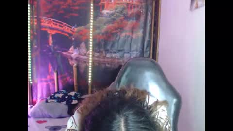 Snapshot of melhiza chatting on December 27, 2024, 11:31 pm melhiza online show from December 27, 2024, 11:31 pm