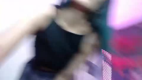 Snapshot of melhiza chatting on February 20, 2025, 4:03 pm melhiza online show from February 20, 2025, 4:03 pm