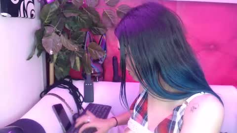 Snapshot of melhiza chatting on March 2, 2025, 7:10 am melhiza online show from March 2, 2025, 7:10 am